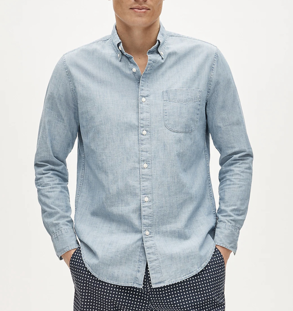 J. Crew Men’s Chambray Button-Down Shirt in Light Blue, Small